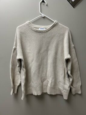 Old Navy Women’s Beige Knit Crewneck Sweater